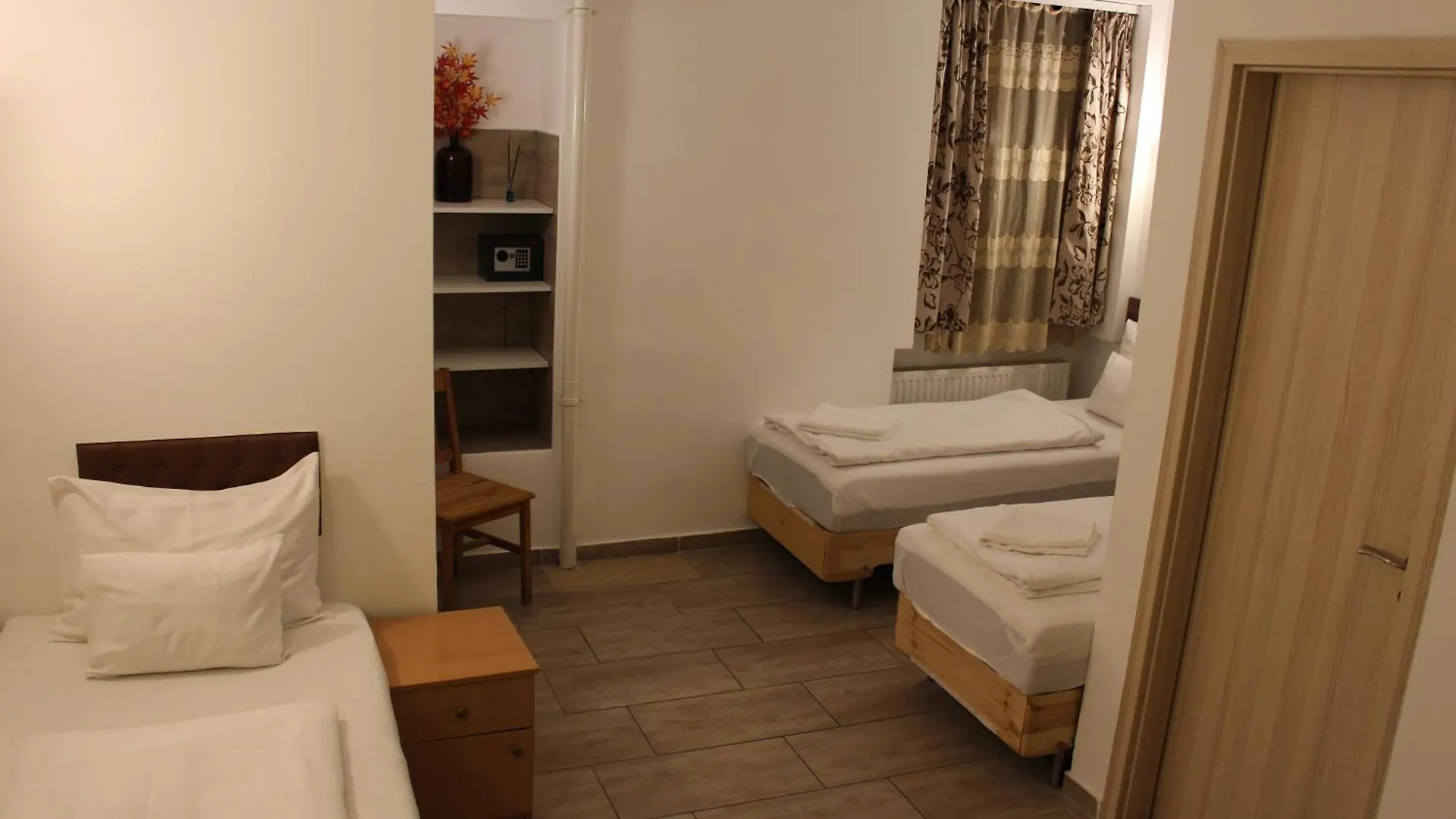 בודפשט Esprit Hotel