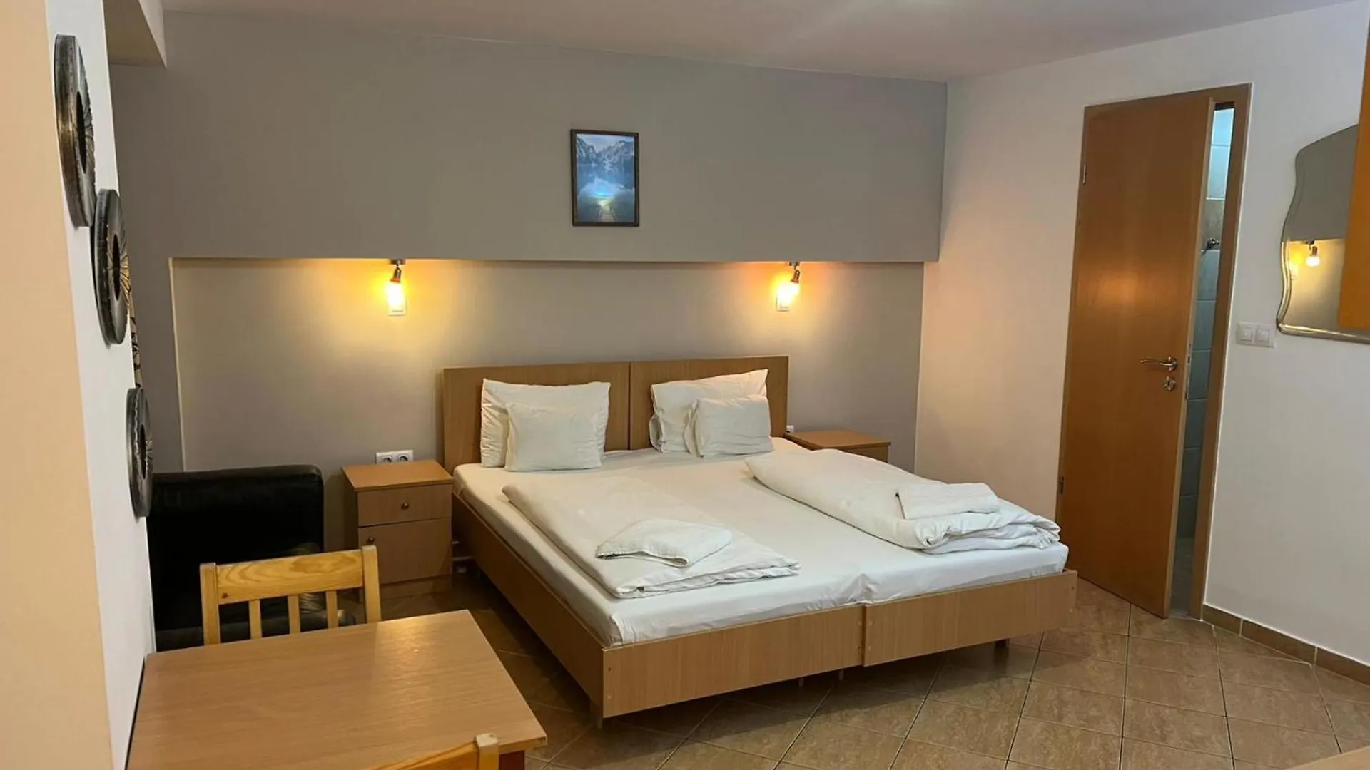 ***  Esprit Hotel Budapeste Hungria