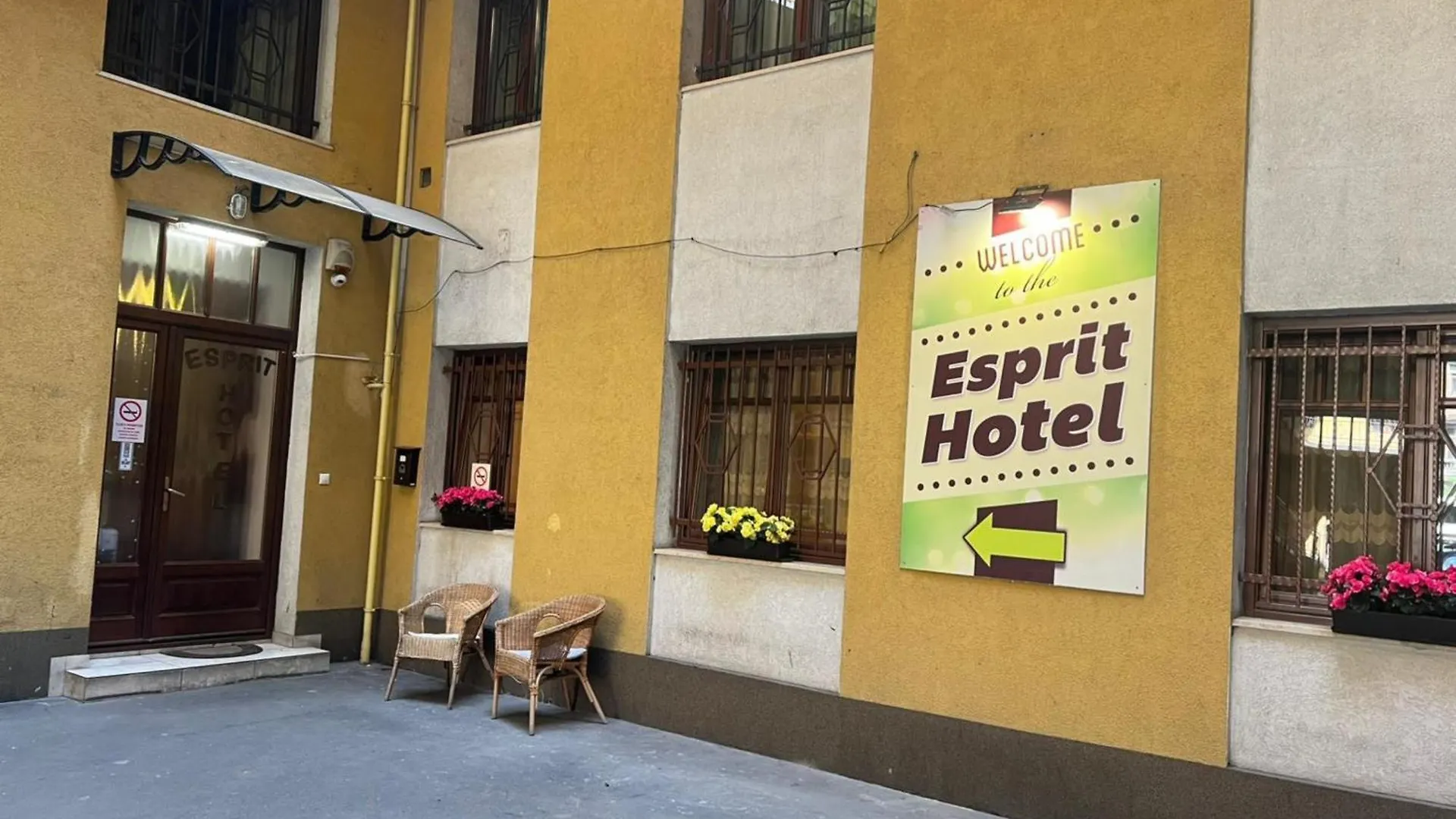 Esprit Hotel Budapeste 3*,